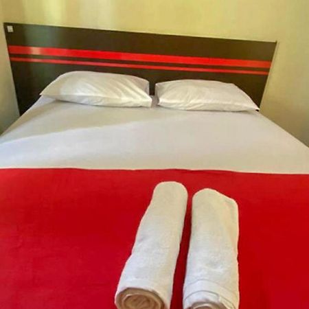 Rama Shinta Homestay Near Gembiral Loka Zoo Redpartner Yogyakarta Esterno foto