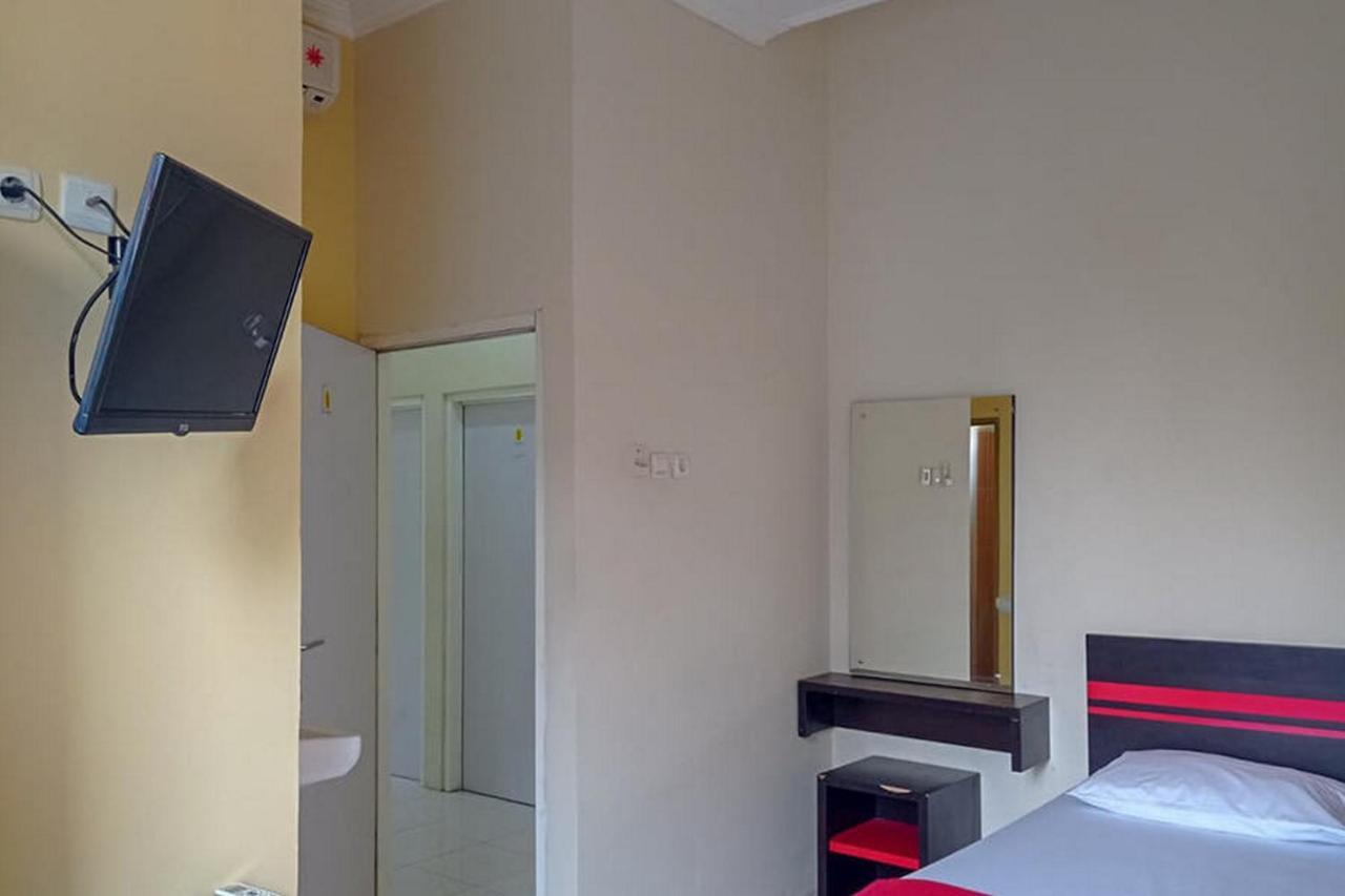 Rama Shinta Homestay Near Gembiral Loka Zoo Redpartner Yogyakarta Esterno foto